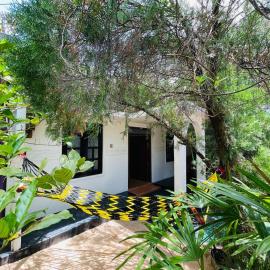 Silva Hostel & Rooms, hotel en Trincomalee