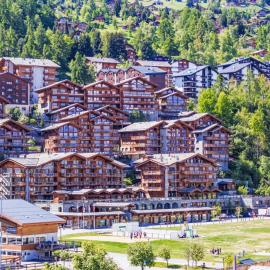 Apartment Le Refuge 1 by Interhome, hotell i Nendaz