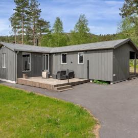 Holiday Home Bjørkstue by Interhome: Fossdal şehrinde bir otel