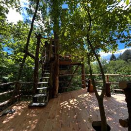 Rivendell Treehouse, hotel Chiozza városában