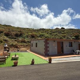 Vivienda Vacacional La cueva, מלון בMocanal