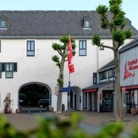Urlaub im historischen Mitteltor
