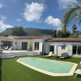 Villa moderne ***** proche mer et montagne ., hotel di Vence