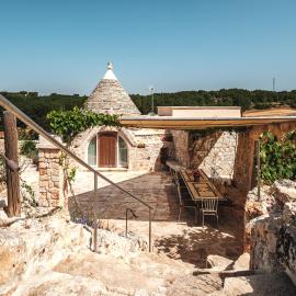 HelloAPULIA Trulli Flora - Charming Trulli with Private Pool and Garden
