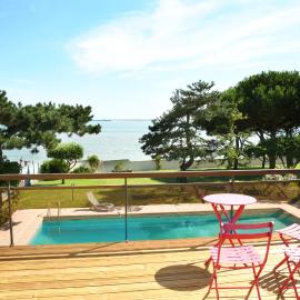 Villa avec piscine chauffée et magnifique vue mer