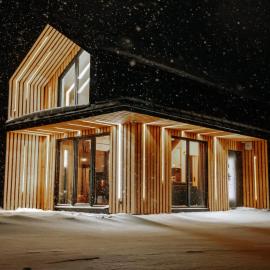Dębowe Zacisze, hotel u gradu 'Łobozew'
