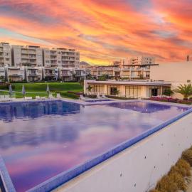 Exquisite Penthouse Rooftop Vista Vela