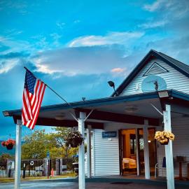 Travelodge by Wyndham Lake George NY, viešbutis mieste Leik Džordžas