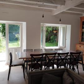 Maison familiale de centre bourg avec jardin clos, hotel a Saint-Sozy