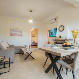 Piniata Guest House