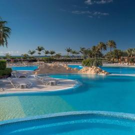 Sheraton Fuerteventura Golf & Spa Resort โรงแรมในกาเลตาเดฟุสเต