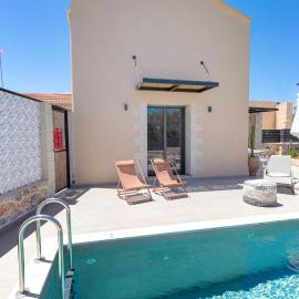 Kefalas Luxury Villas Patitiri with Private Pool