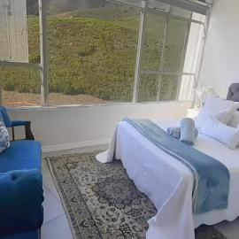 Keith's Condo, hotel in Cape Town