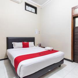 RedDoorz @ Soekarno Hatta Indah