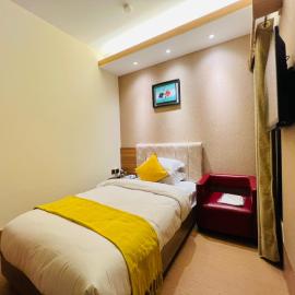 Hotel Taj Metro, hotel en Maulvi Bāzār