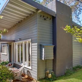 Crabapple Southside Mountain Cottage Pet Friendly