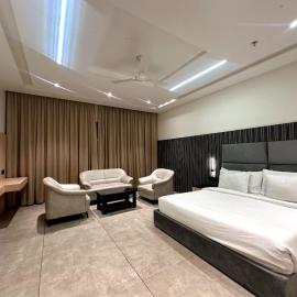 Crown Park Luxury Hotel, Hotel in Bhilwara