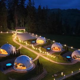 Mountain Glamp Zakopane - Jacuzzi - Widok na Góry, hôtel à Zakopane