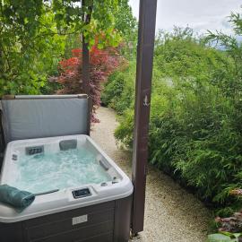 Premium Apartment mit privatem Whirlpool, Sauna, Garten, hotell sihtkohas Sankt Martin am Grimming