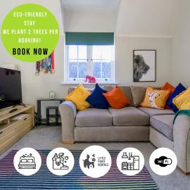 Spacious 2 Bedroom Family Apartment with WiFi, Sleeps 5, hotel u gradu 'Hatfield'