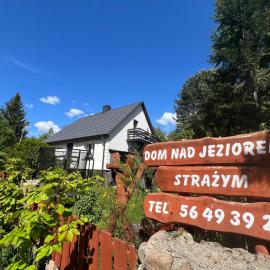Dom nad jeziorem Strażym, hotel in Zbiczno