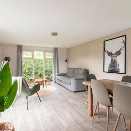 Peaceful chalet with free parking and bikes: Putten şehrinde bir otel