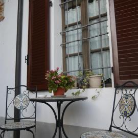 Salita al Borgo Casa in corte privata, hotel Verzuolóban