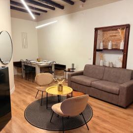 Luxury 5BR , 4BA Penthouse In the City Center