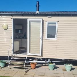 Trecco Bay Porthcawl 2-Bed Caravan Sleeps 6, hotel in Porthcawl