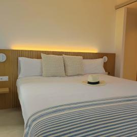 MYO Barcelona Hotel & Apartments, Hotel in Castelldefels