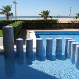 Frente al mar, hotel a Torredembarra