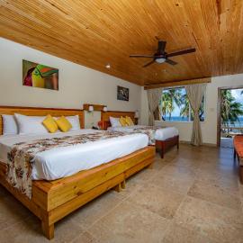 Pelican Beach Resorts Dangriga，丹格瑞克的飯店