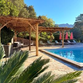 Villa 6 personnes avec piscine partagée