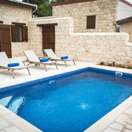 Althaea Mare, hotel in Lofou
