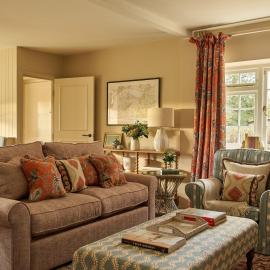 Haybarn Cottage, hotel in Alton
