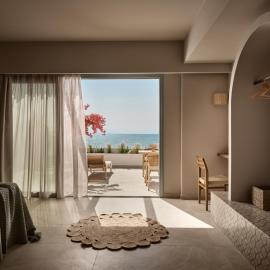 Ammonites Beachfront Rooms & Suites, hotel in Laganas
