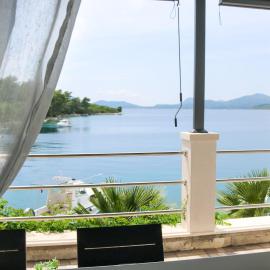 Apartments Blue Oasis, hotel u Slanom