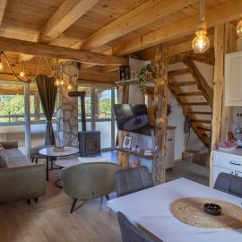 Sunny Village - Vila Otter, hotel in Žabljak