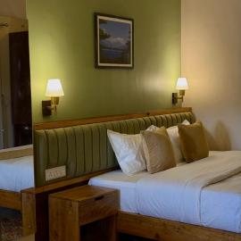 Paramount Apartment & Rooms