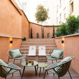 Host Inn Wow House, Hotel in Lyon