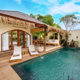 Villa Aldona by Pertama Stay, hotel in Tanah Lot
