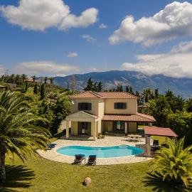 Villa Helios, hotel a Spartia