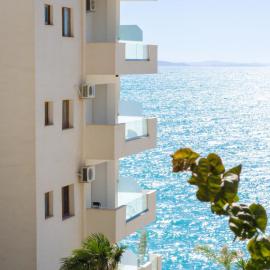 Blue Bay Hotel – hotel w Sarandzie