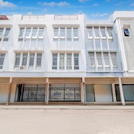 Hotel O Mega Inn Guest House, hotel em Tegal