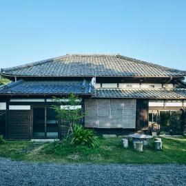 MUJI BASE kamogawa, хотел в Камогава