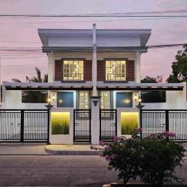 Santa Rita में, होटल Casa Editha Malolos