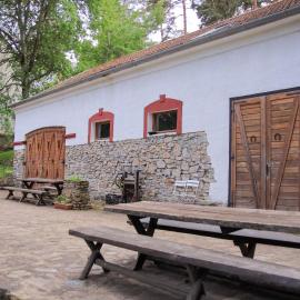 Keresztkúti Erdei Pihenőhely, hotel din Kőszeg