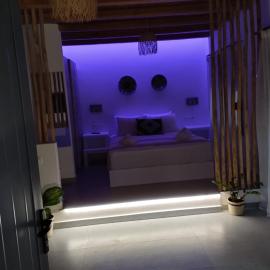 Marnik Suites, готель у місті Kanala