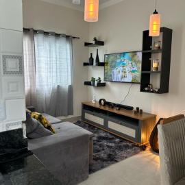 Casa e conforto com preço unico, hotel in Governador Valadares