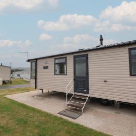 Caravan B8